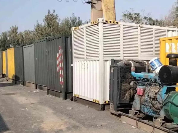 江州200KW柴油发电机机组每小时油耗是多少?